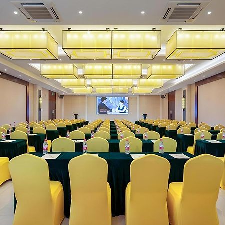 Vienna Hotel Guangxi Wuzhou High-Tech 外观 照片